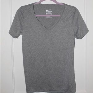 Women’s Nike dri-fit v neck